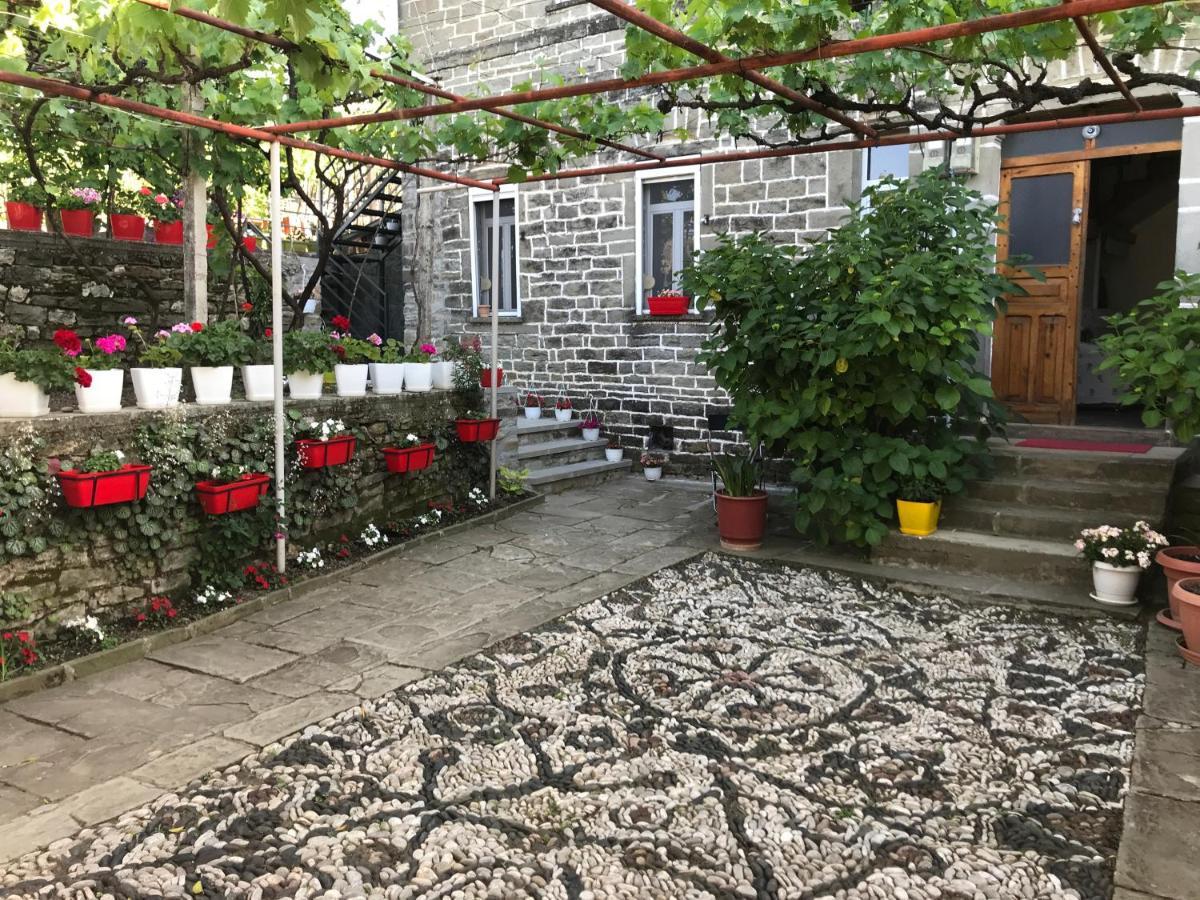 Hotel The Mosaic House - Shtepia Me Mozaik Përmet Exterior foto
