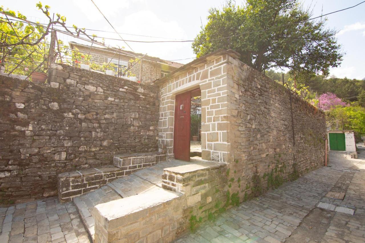 Hotel The Mosaic House - Shtepia Me Mozaik Përmet Exterior foto